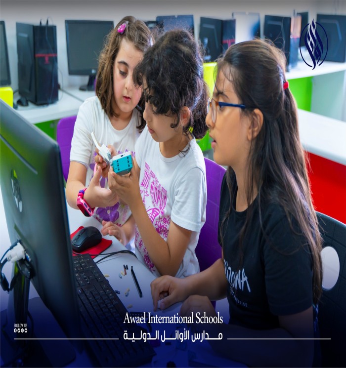 Did you know, students, that robotics classes give you a great opportunity to develop your engineering and programming skills